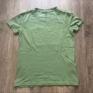J. Crew Women’s Girlfriend Crewneck Tee Shirt in Utility Green Size XXS